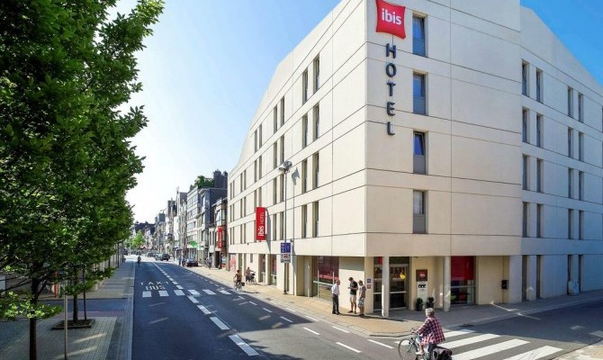 IBIS Sint Niklaas & Tulip Inn Meerkerk